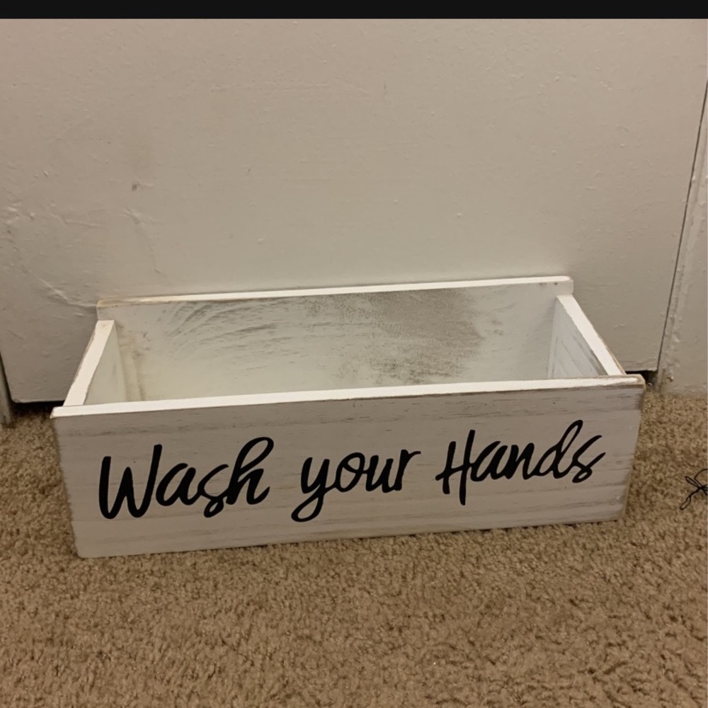Bathroom decor